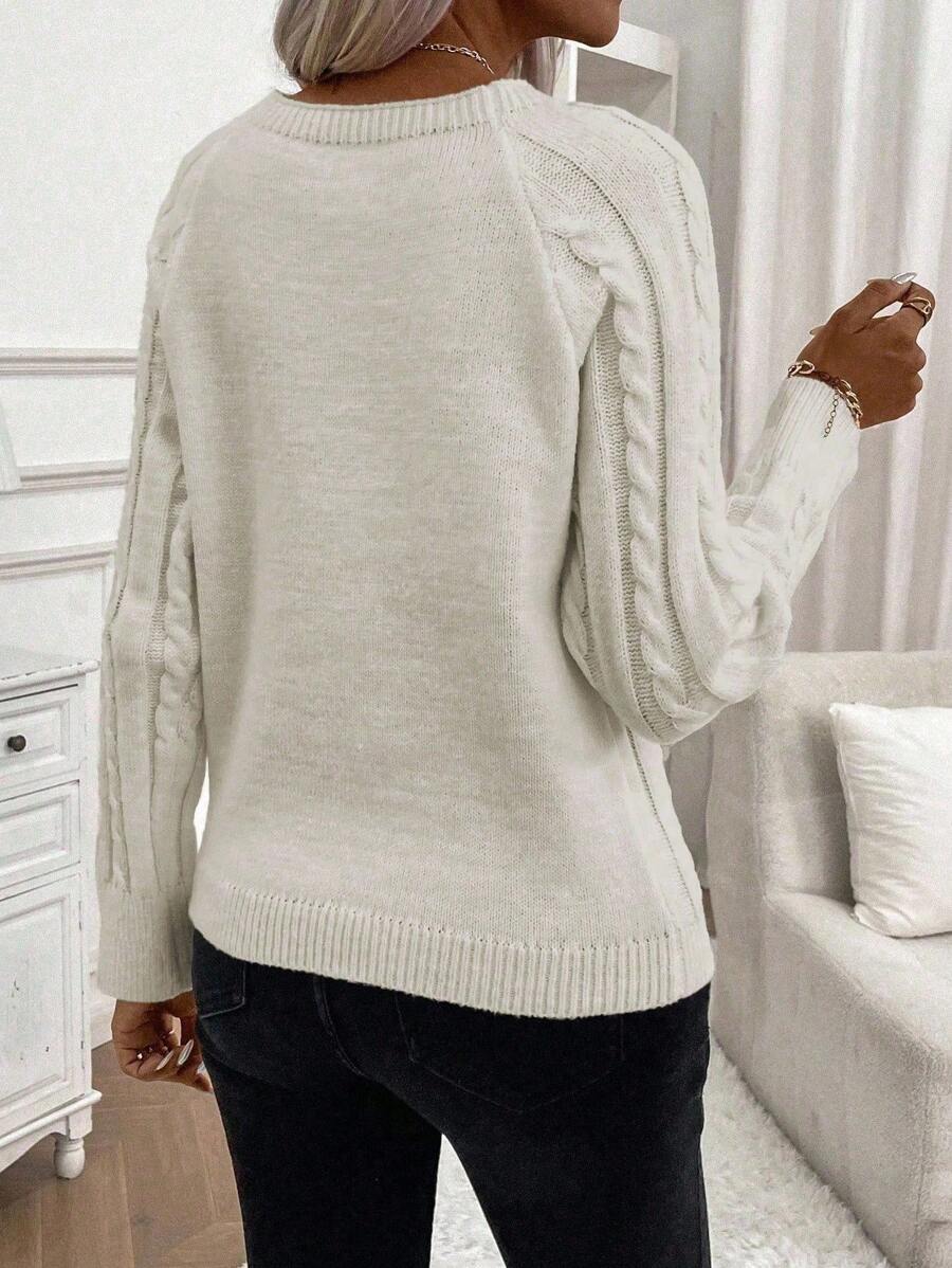 FLORENCE | Button-Detail Cable Jumper