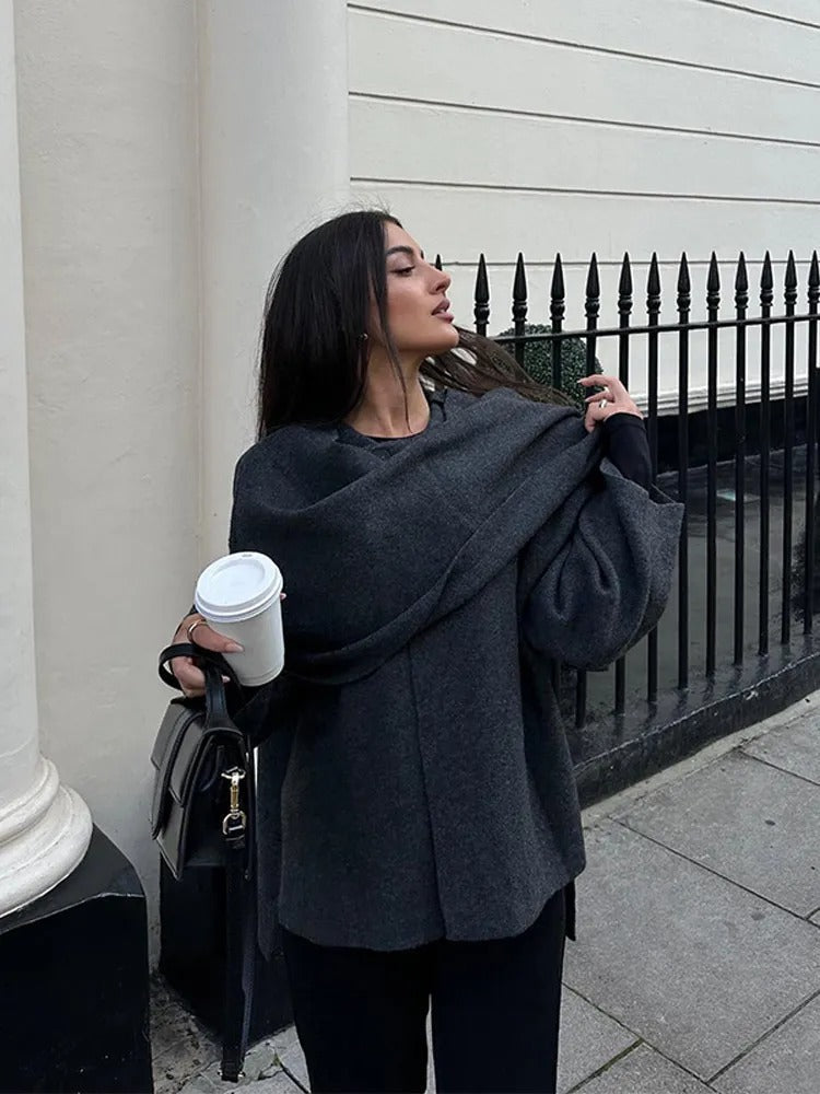 CECILIA | Cape Mantel
