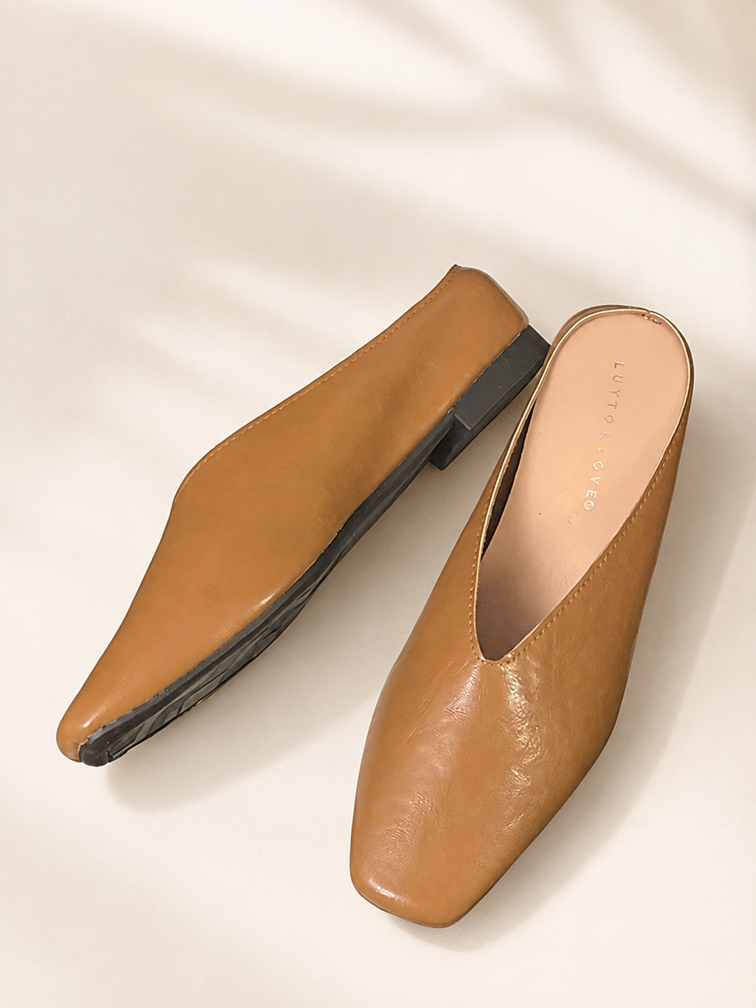 Valery | Leather Flats