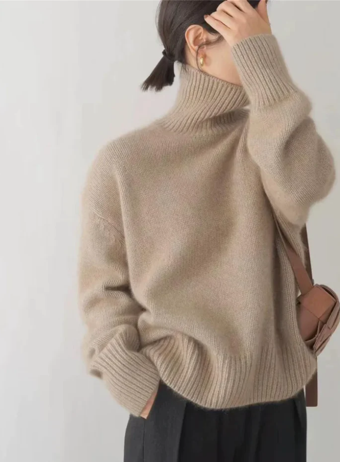 ADELAIDE | Soft Turtleneck Sweater
