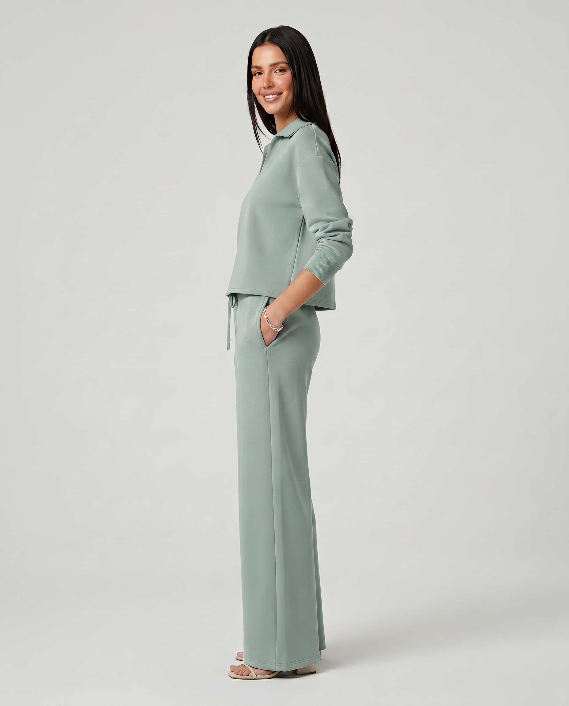 Sofia Bellini | Relaxed Lounge Set For Women