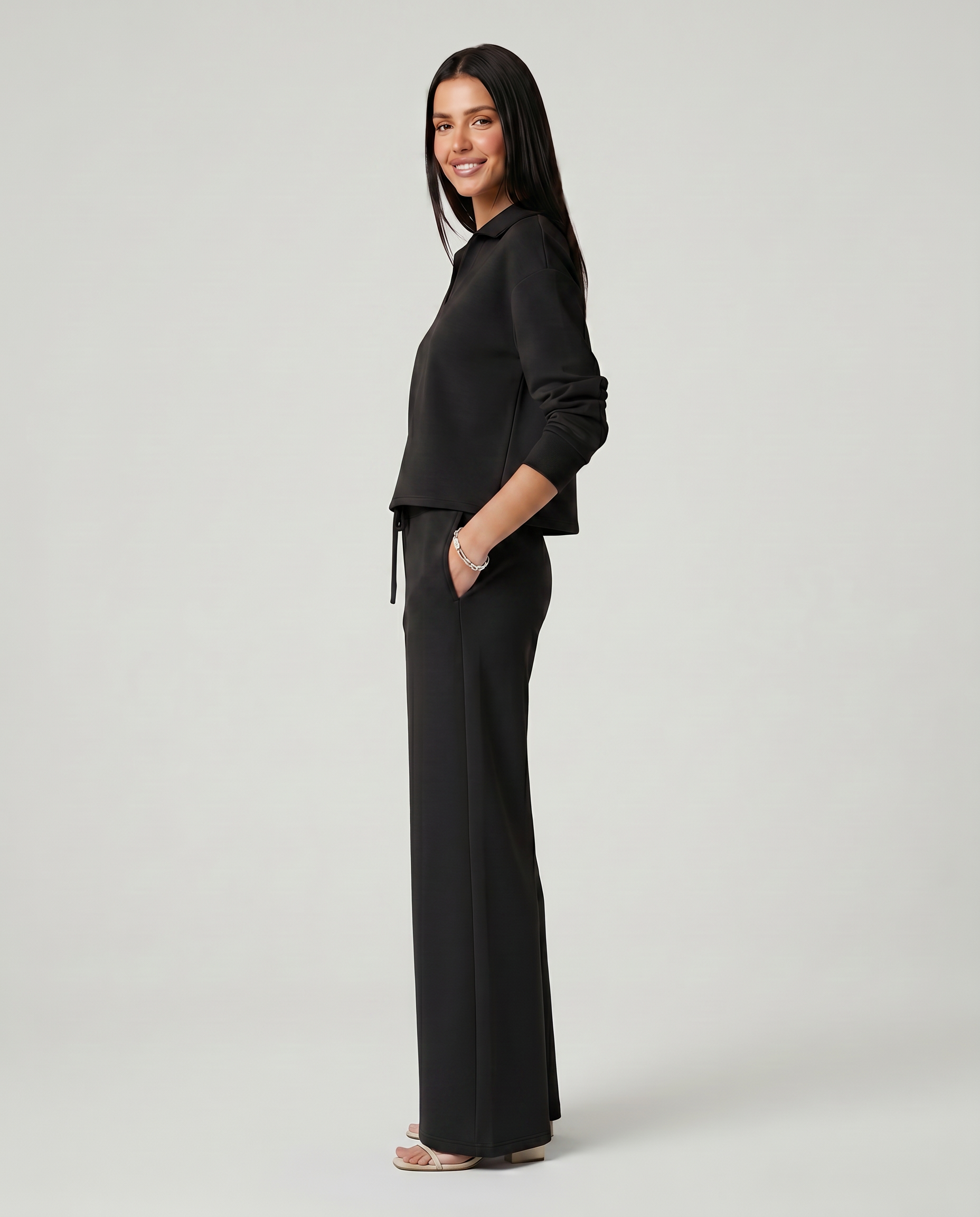 Sofia Bellini | Relaxed Lounge Set For Women