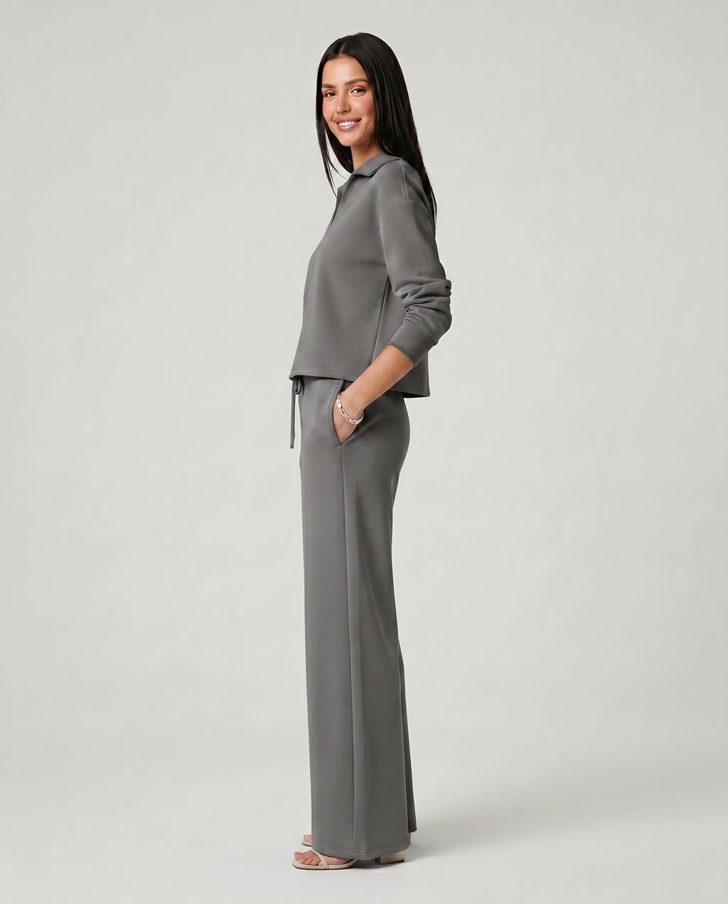 Sofia Bellini | Relaxed Lounge Set For Women