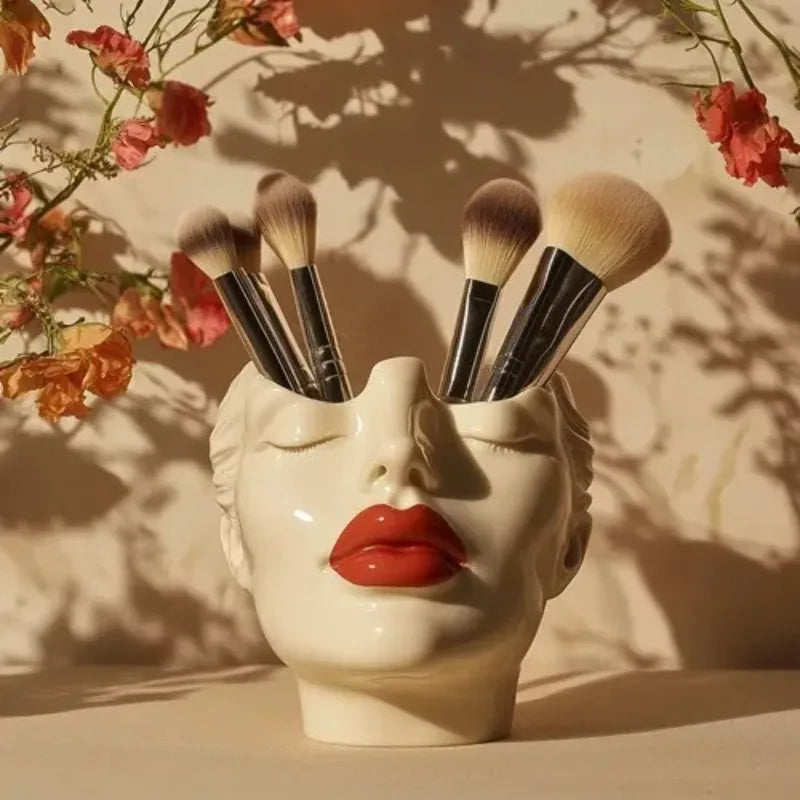 Bella Amor Brush Holder