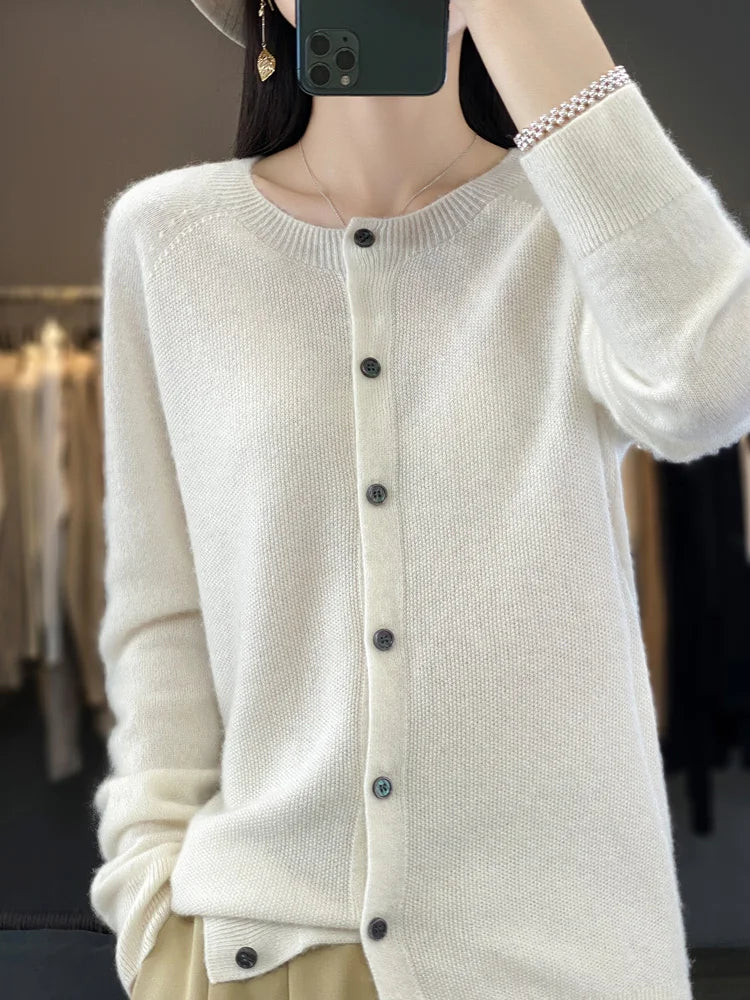 VERONICA | Buttoned Cardigan