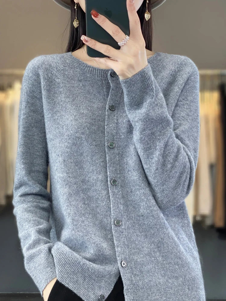 VERONICA | Buttoned Cardigan