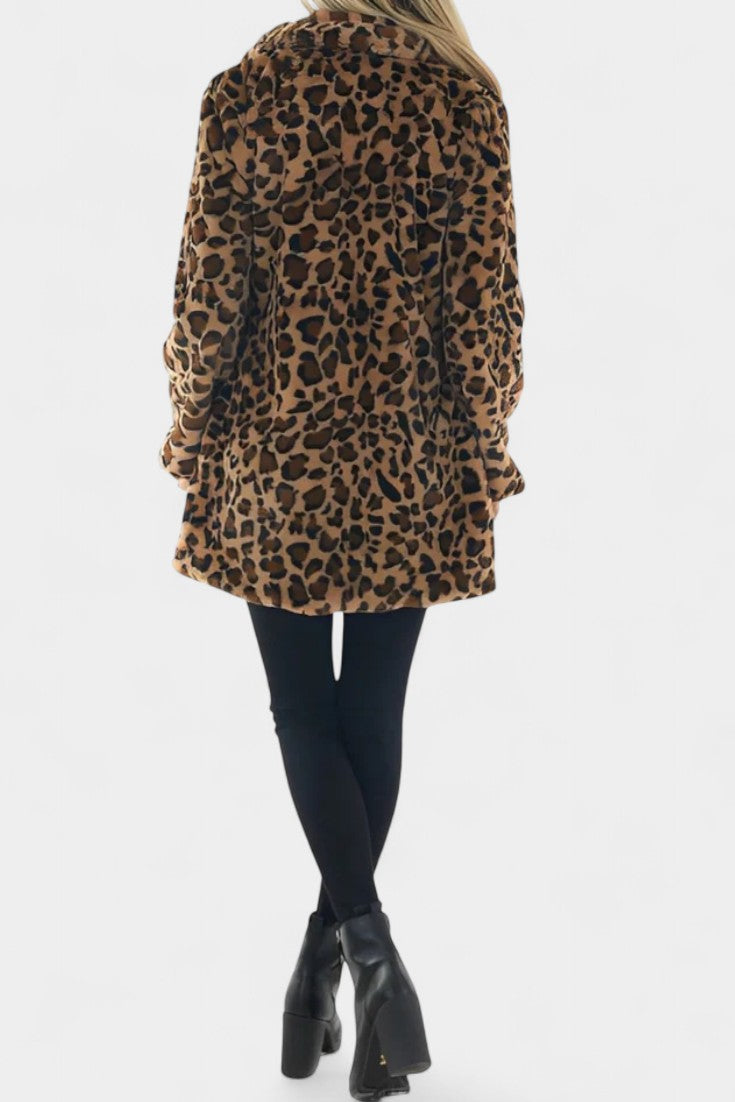Énola Long Leopard Print Faux Fur Coat with Pockets